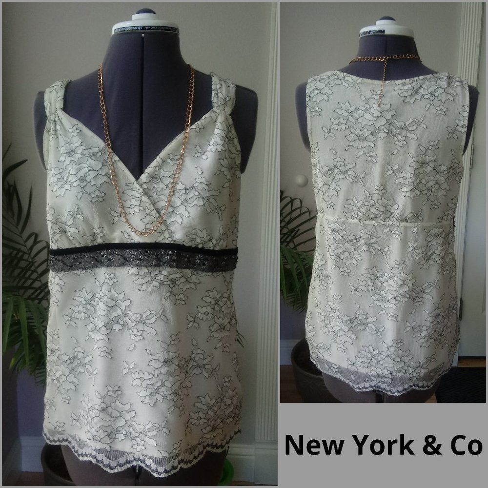NY&Co Embroidered and Beaded Lace Tank - Picture 1 of 8